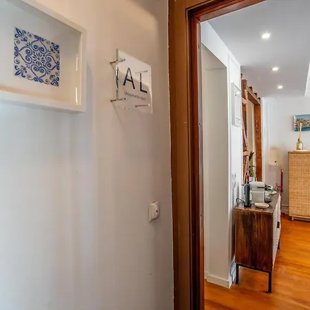 Daire New! Luxury 2br Retreat, 2 Baths, Ac, Citycenter *