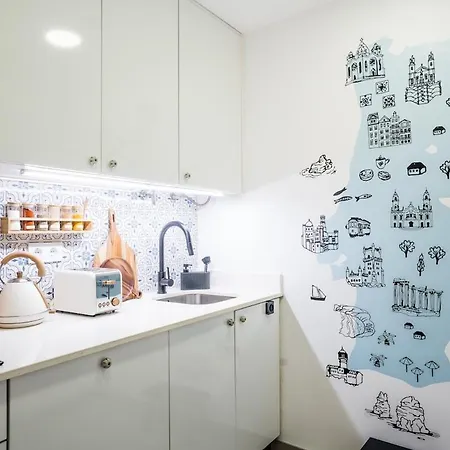 公寓 New! Luxury 2br Retreat, 2 Baths, Ac, Citycenter Lisboa